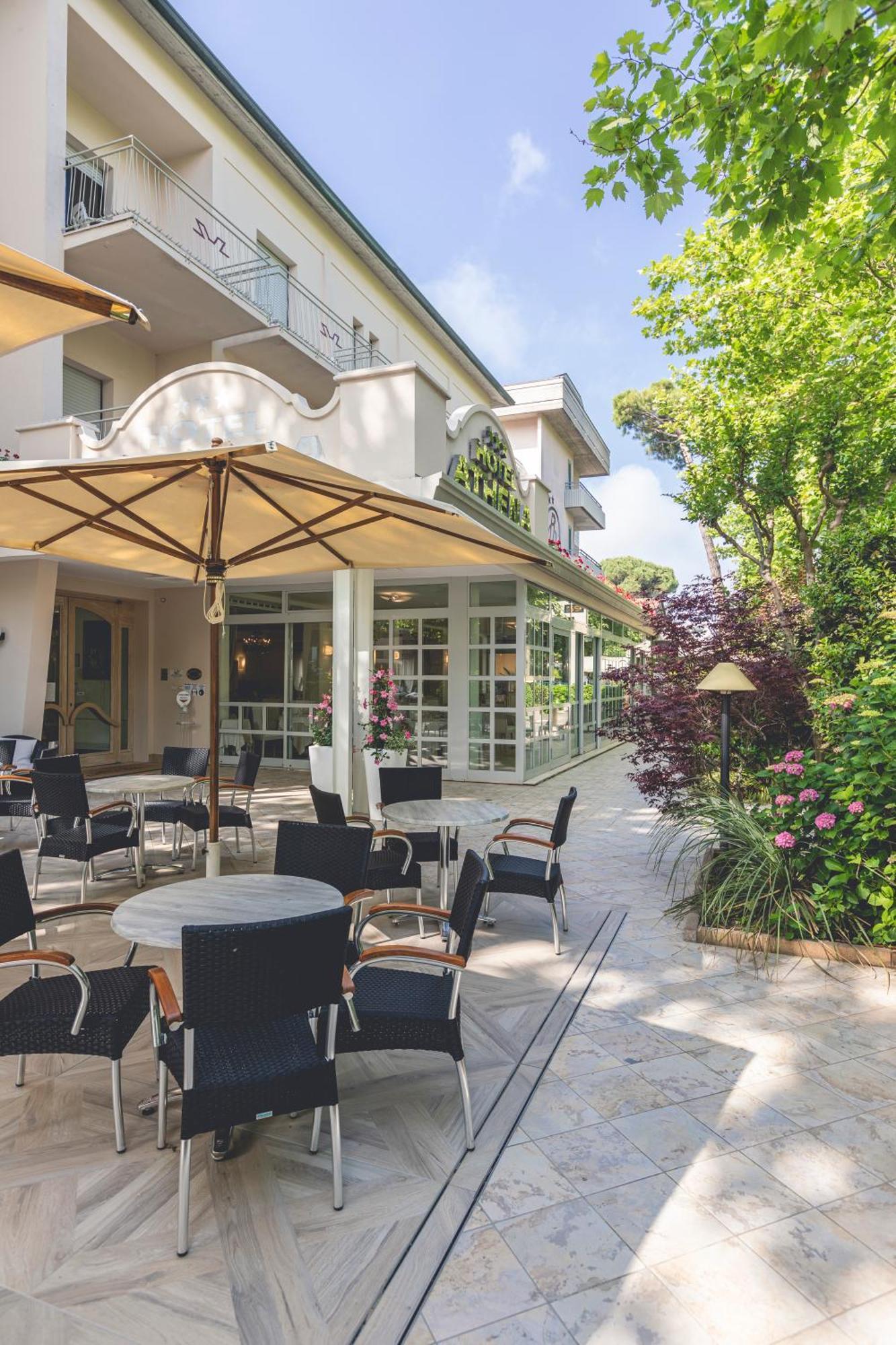 Hotel Athena Cervia Esterno foto