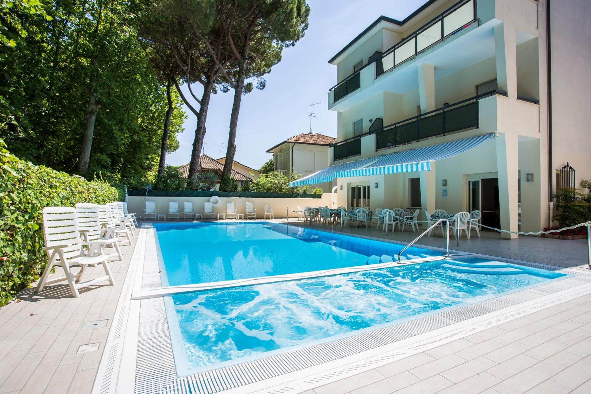 Hotel Athena Cervia Esterno foto
