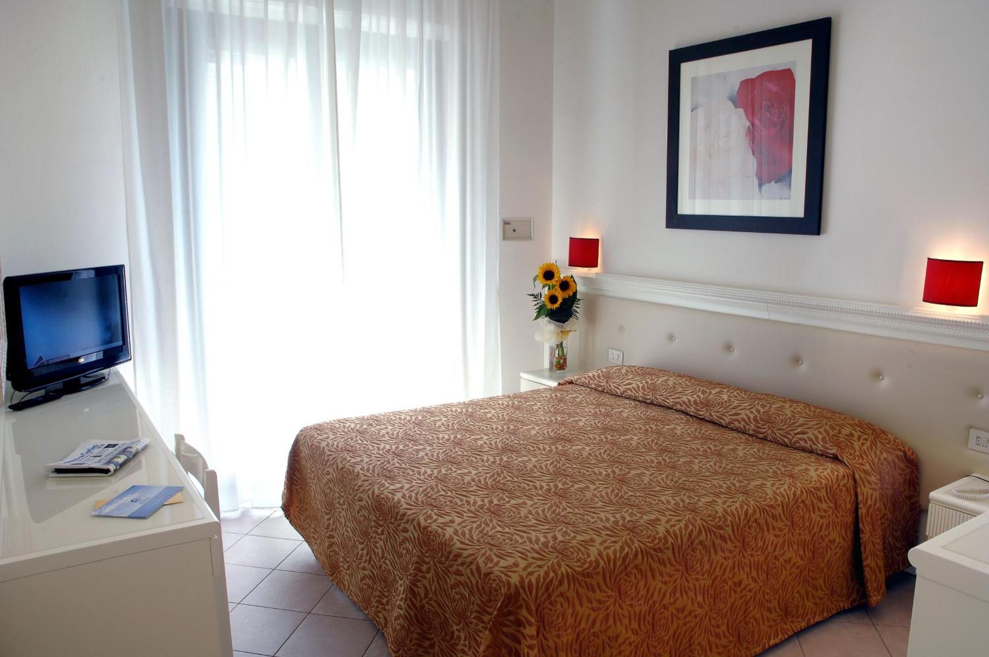Hotel Athena Cervia Esterno foto