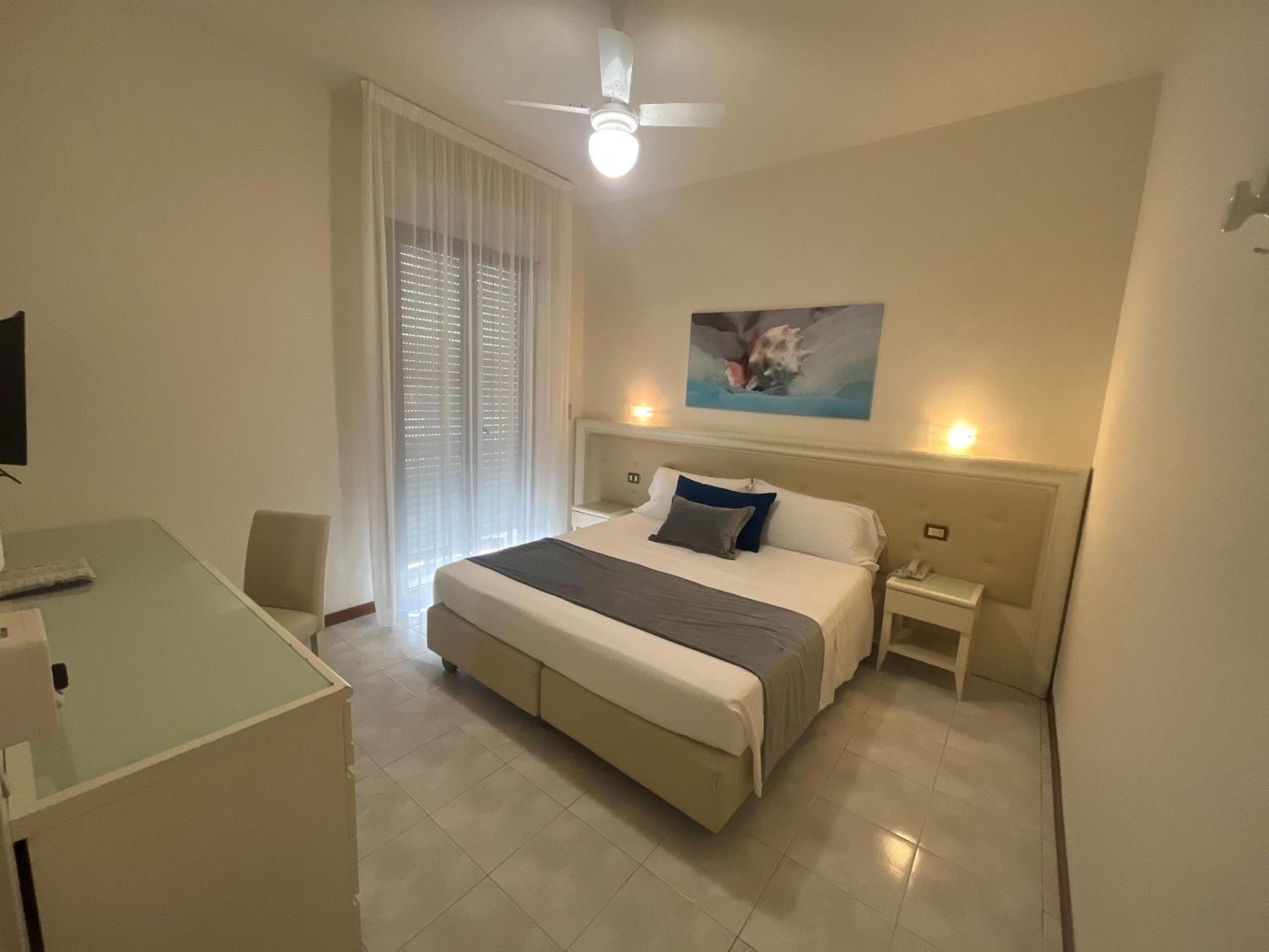 Hotel Athena Cervia Esterno foto