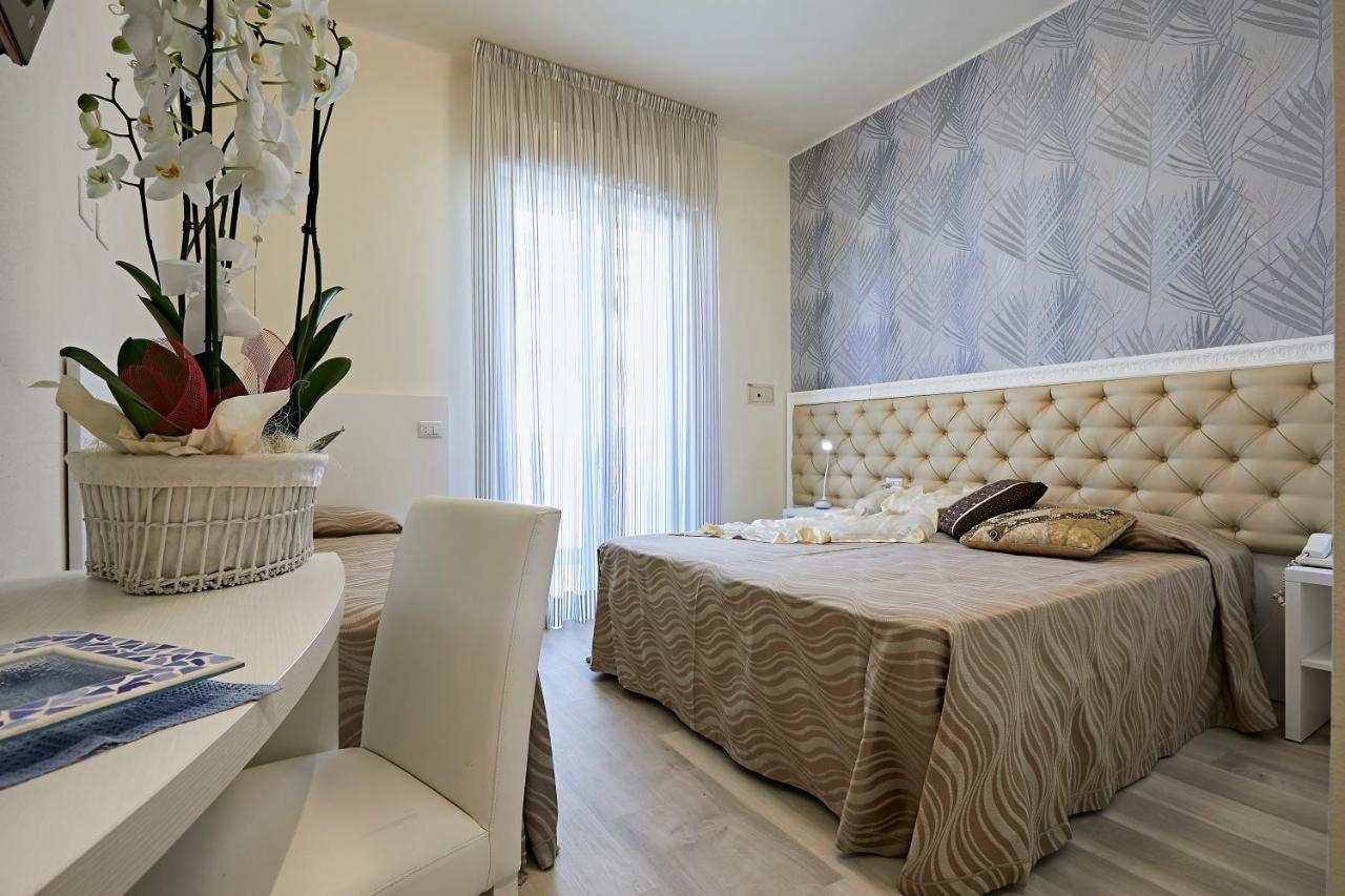 Hotel Athena Cervia Esterno foto